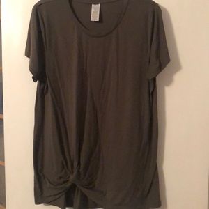 Olive green T-shirt with cute front